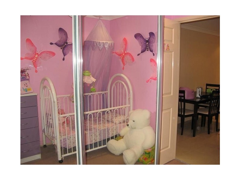 19 Wilkinson Crescent, Ingleburn NSW 2565