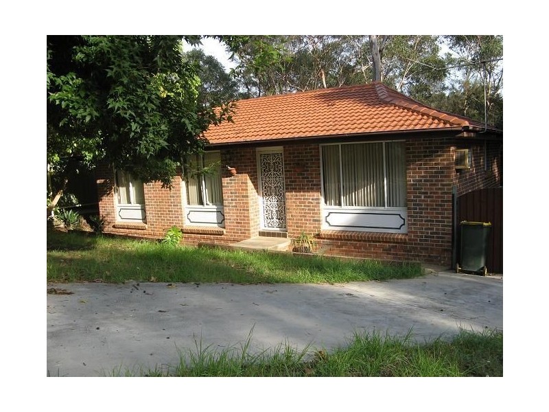 12 Bundy Place, Macquarie Fields NSW 2564