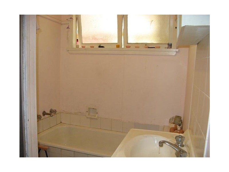 50 Parliament Road, Macquarie Fields NSW 2564