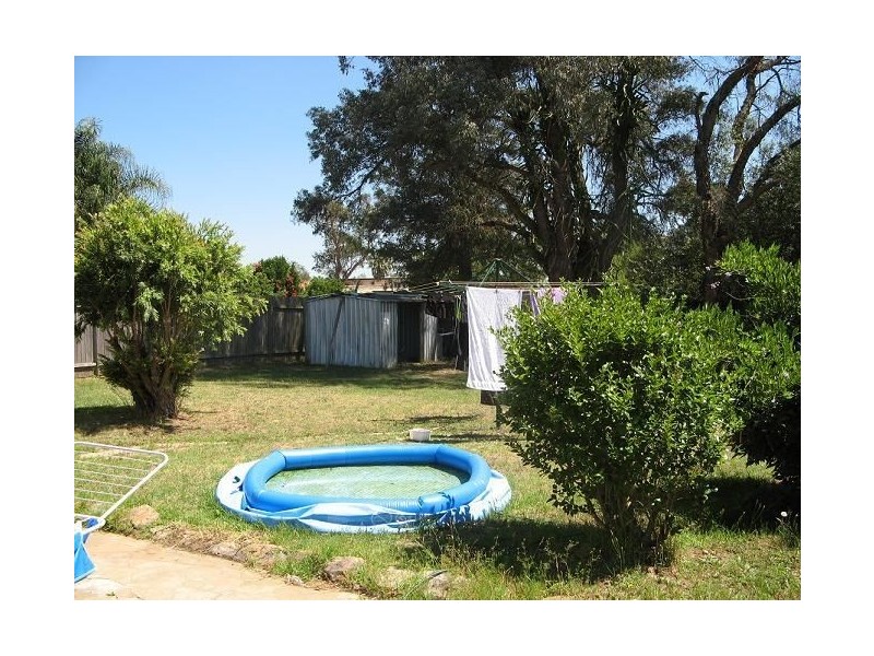 50 Parliament Road, Macquarie Fields NSW 2564