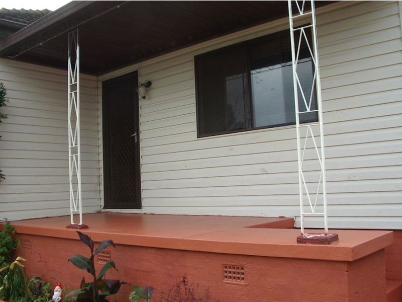 24 Euroka Street, Ingleburn NSW 2565