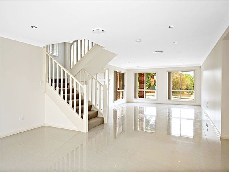 2 Asher Place, Campbelltown NSW 2560