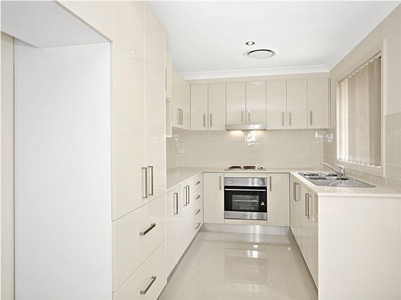 2 Asher Place, Campbelltown NSW 2560