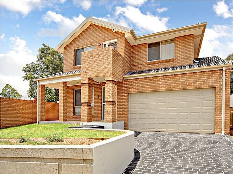 2 Bradbury Avenue, Campbelltown NSW 2560