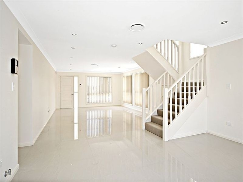 2 Bradbury Avenue, Campbelltown NSW 2560