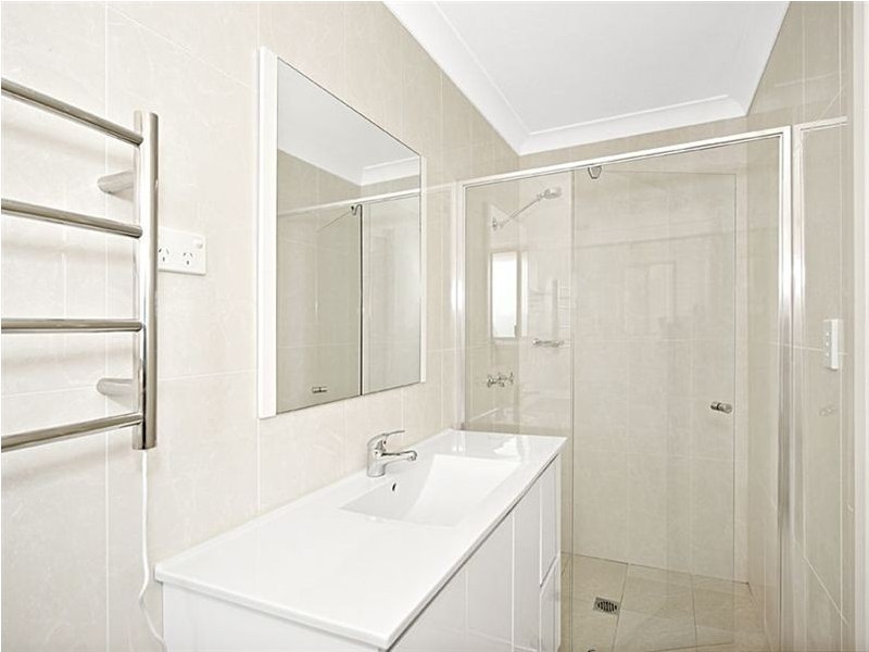 2 Bradbury Avenue, Campbelltown NSW 2560