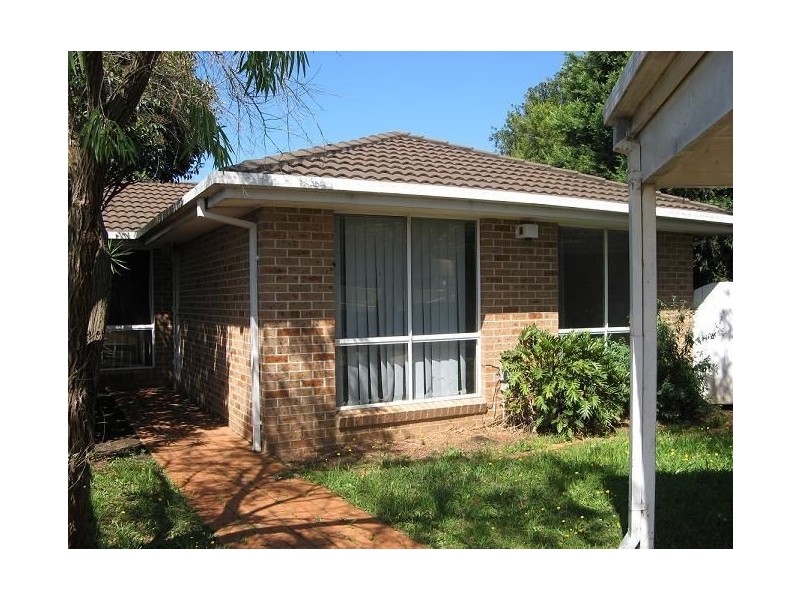 60 McLaren Place, Ingleburn NSW 2565