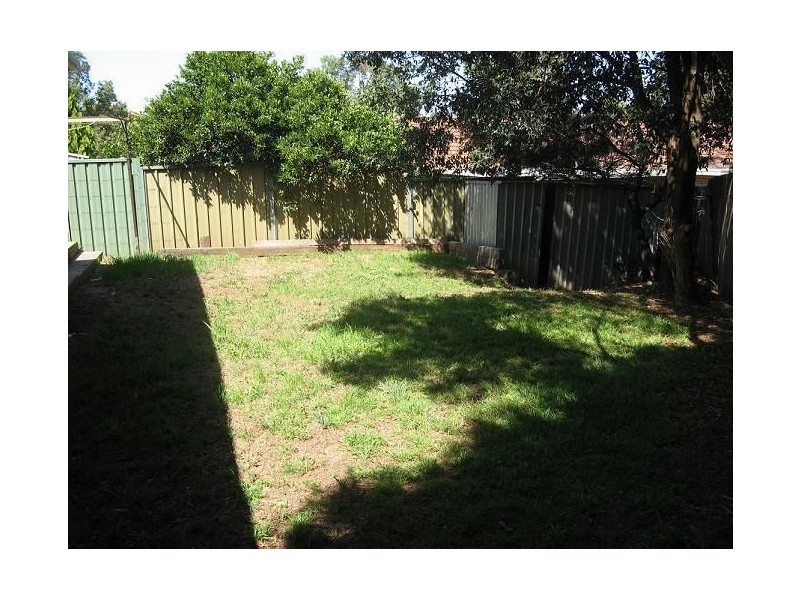 60 McLaren Place, Ingleburn NSW 2565