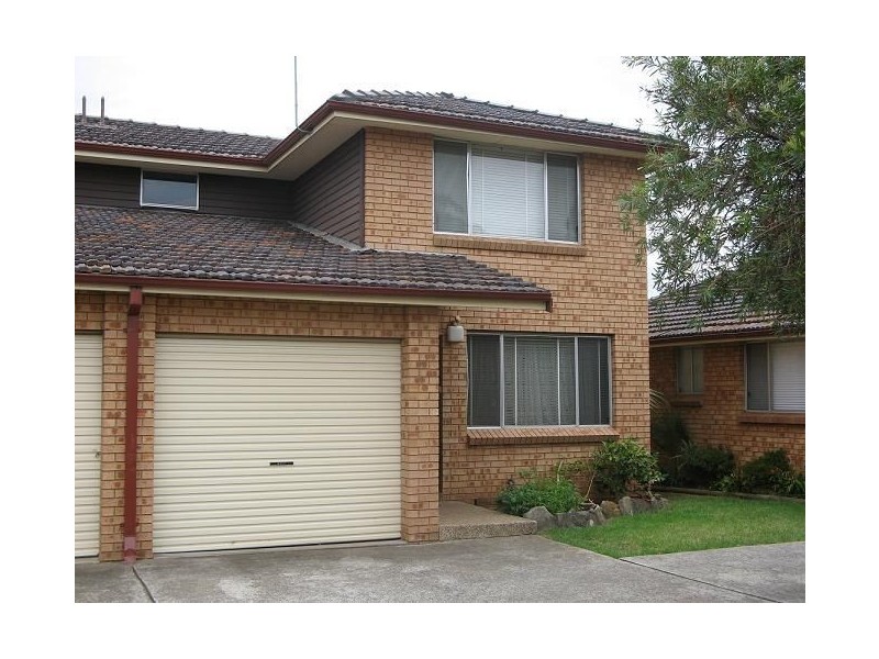 5/108 Oxford Road, Ingleburn NSW 2565