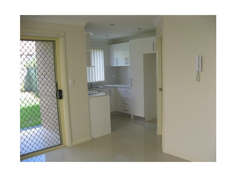 1/122 Ingleburn Road, Ingleburn NSW 2565