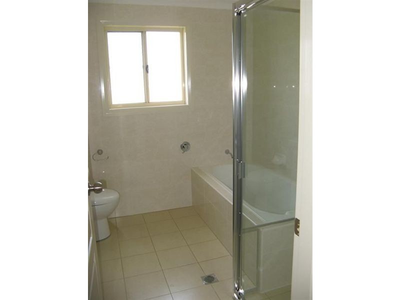 1/122 Ingleburn Road, Ingleburn NSW 2565