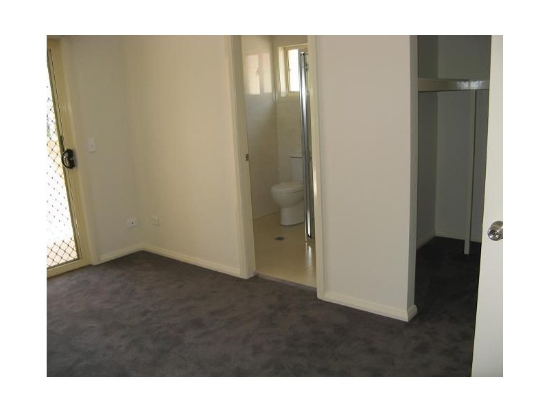 1/122 Ingleburn Road, Ingleburn NSW 2565