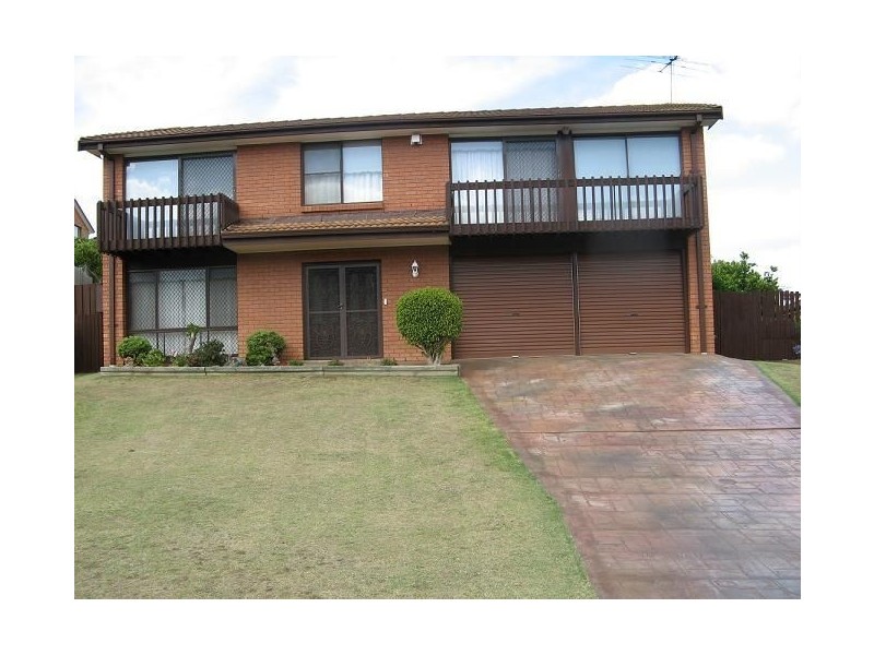 14 Merryweather Close, Minto NSW 2566