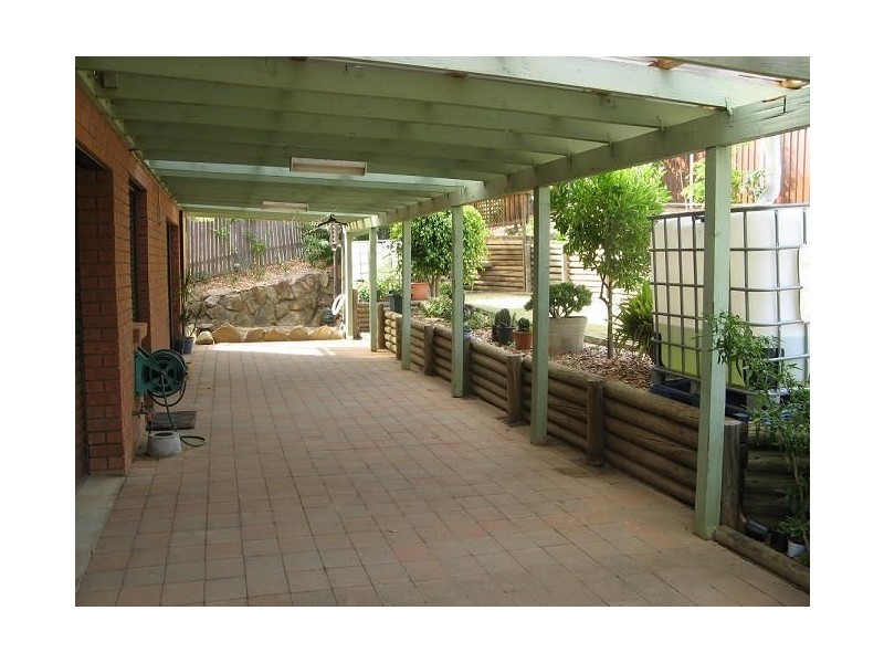 14 Merryweather Close, Minto NSW 2566