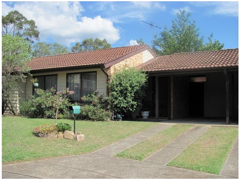 8/3 Teal Place, Ingleburn NSW 2565