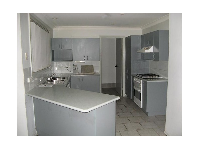 6 Hurricane Drive, Raby NSW 2566