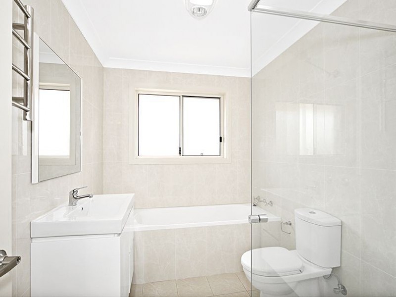 2 Asher Place, Campbelltown NSW 2560