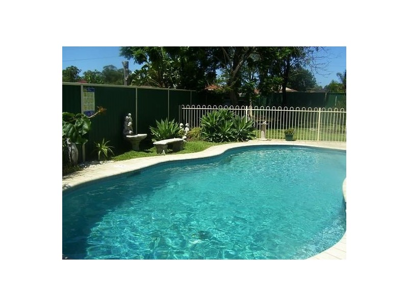 41 Bainbridge Avenue, Ingleburn NSW 2565