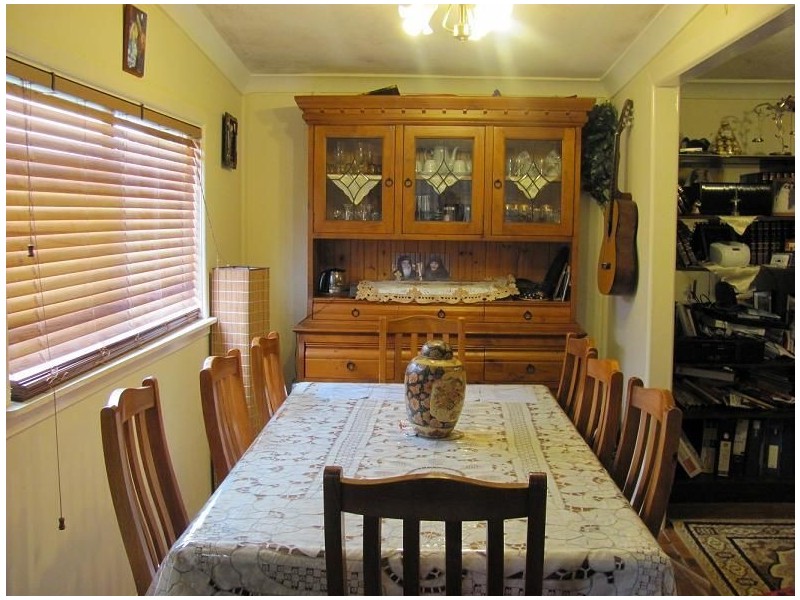 23 Fields Road, Macquarie Fields NSW 2564