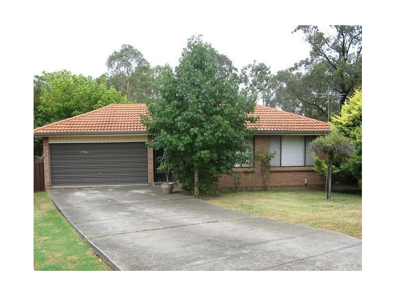 4 Coucal Place, Ingleburn NSW 2565