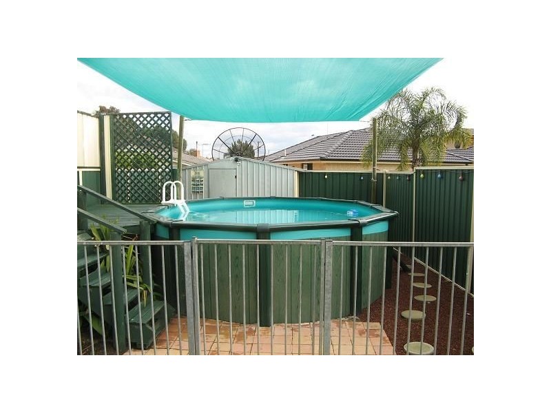 16 Pritchard Road, Macquarie Fields NSW 2564