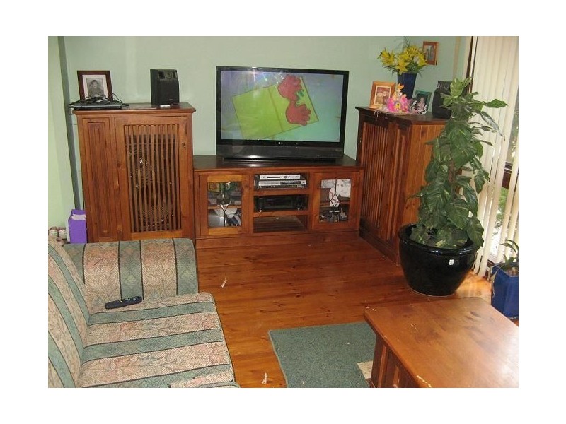 11 Brett Place, Ingleburn NSW 2565