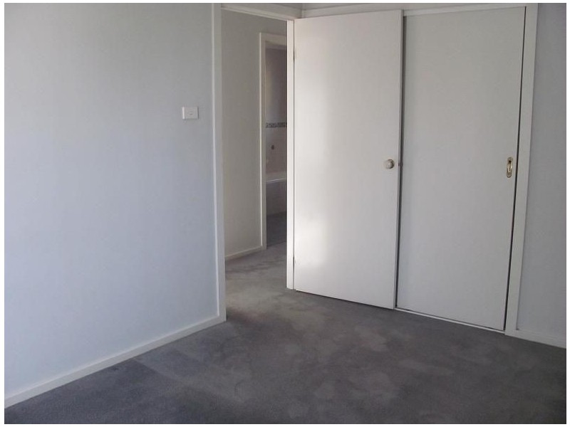 1C Warwick Street, Minto NSW 2566