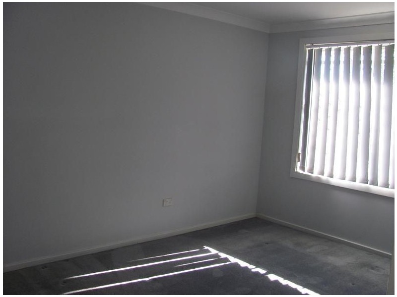 1C Warwick Street, Minto NSW 2566