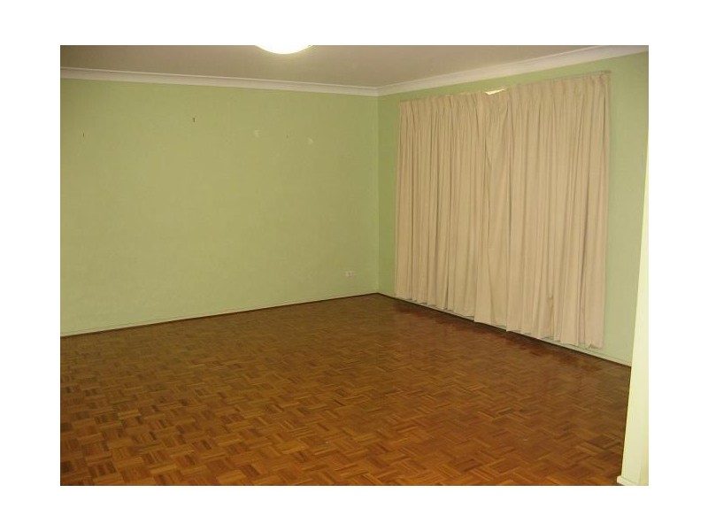 16 Chester Road, Ingleburn NSW 2565