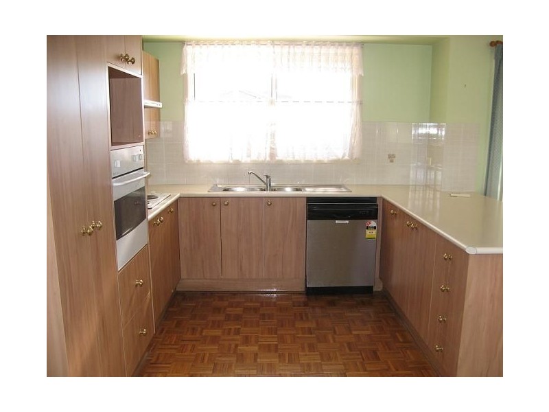 16 Chester Road, Ingleburn NSW 2565