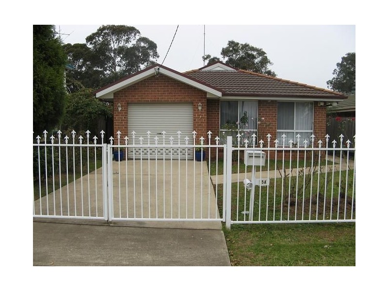 15A Durham Street, Minto NSW 2566