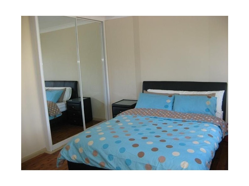 33/15-19 Fourth Avenue, Macquarie Fields NSW 2564