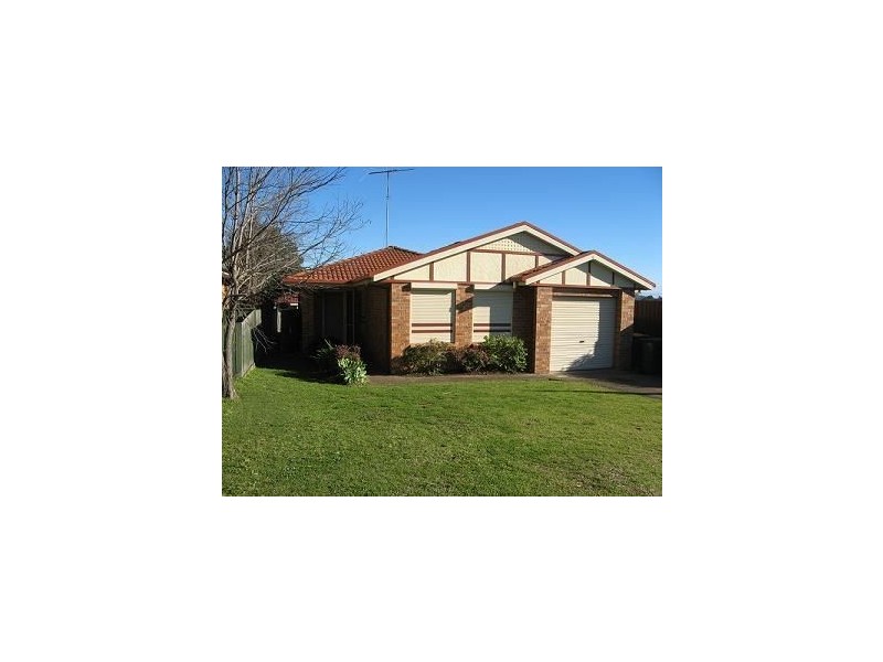 21 Guernsey Avenue, Minto NSW 2566