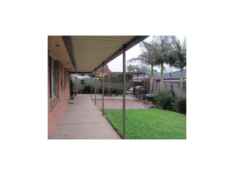 22 Victoria Road, Macquarie Fields NSW 2564