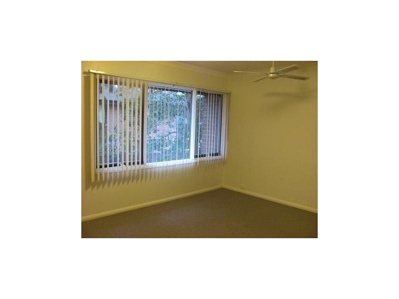 18/15-19 Fourth Avenue, Macquarie Fields NSW 2564