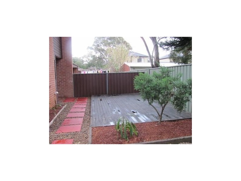 18/15-19 Fourth Avenue, Macquarie Fields NSW 2564