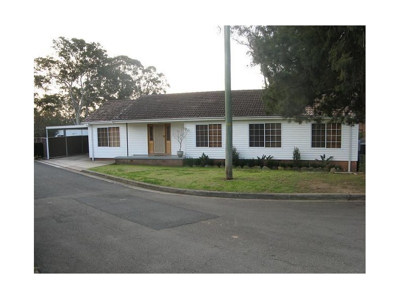 1A Aubrey Street, Ingleburn NSW 2565