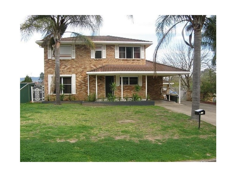 16 Crookston Drive, Camden NSW 2570