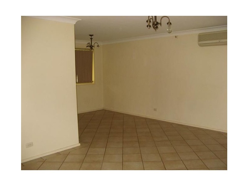 124 Ingleburn Road, Ingleburn NSW 2565