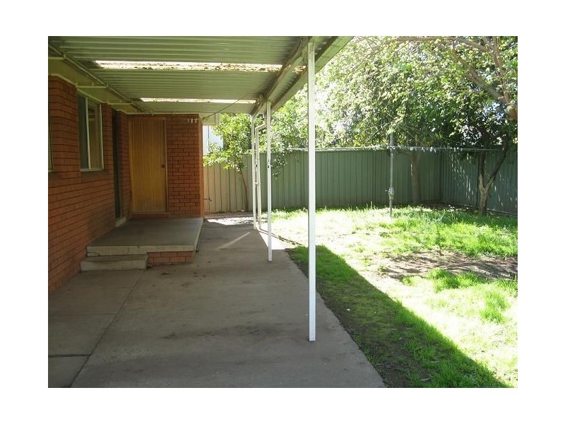 124 Ingleburn Road, Ingleburn NSW 2565