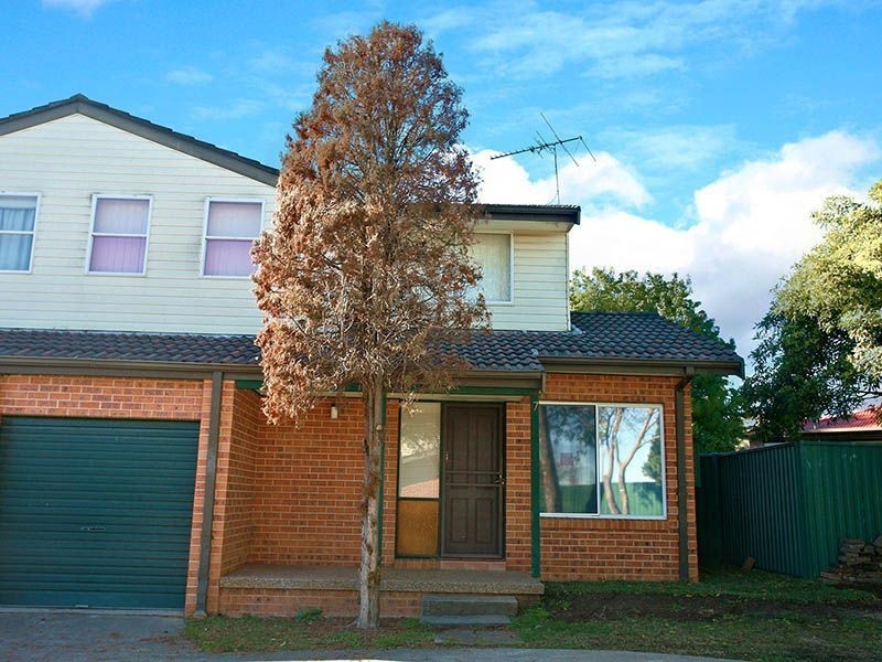 7/84 Townson Avenue, Minto NSW 2566