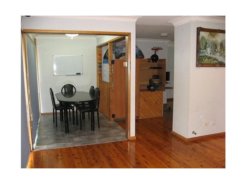 15 Moonstone Place, Eagle Vale NSW 2558