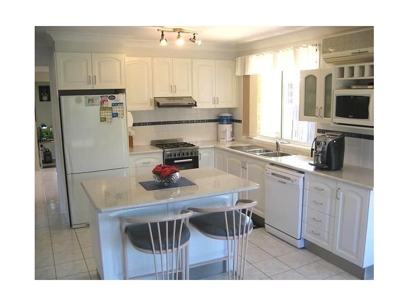 30 Wilkinson Crescent, Ingleburn NSW 2565