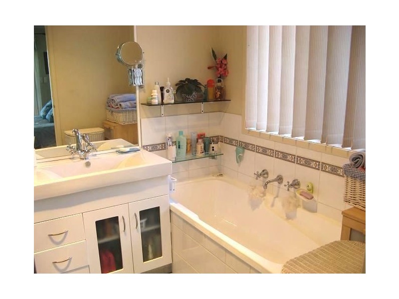 30 Wilkinson Crescent, Ingleburn NSW 2565