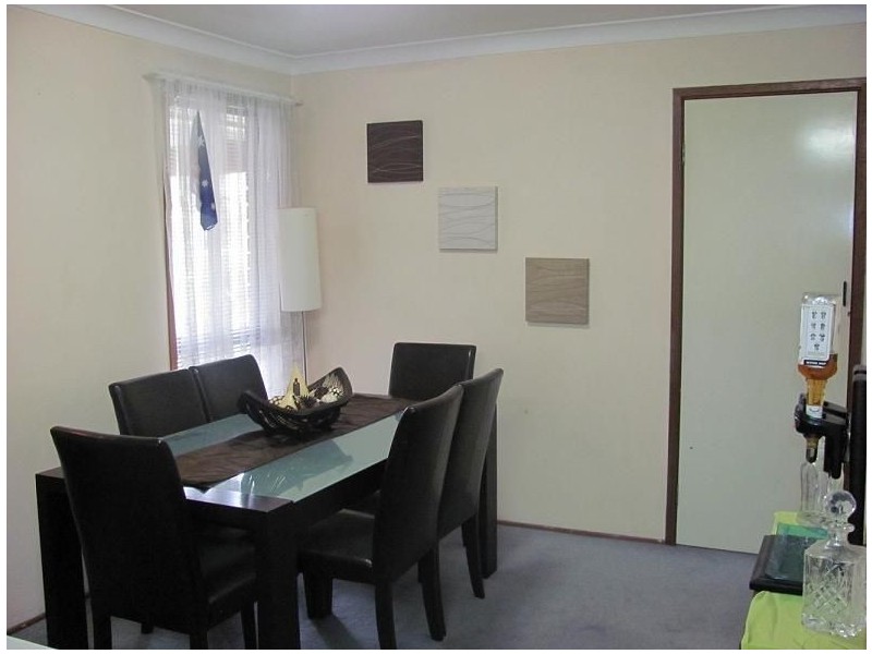 5 Hodkin Place, Ingleburn NSW 2565