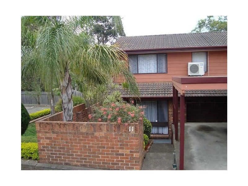 11/6 Jacquinot Place, Glenfield NSW 2167