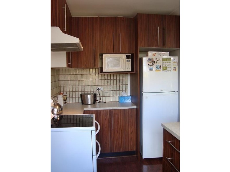 11/6 Jacquinot Place, Glenfield NSW 2167