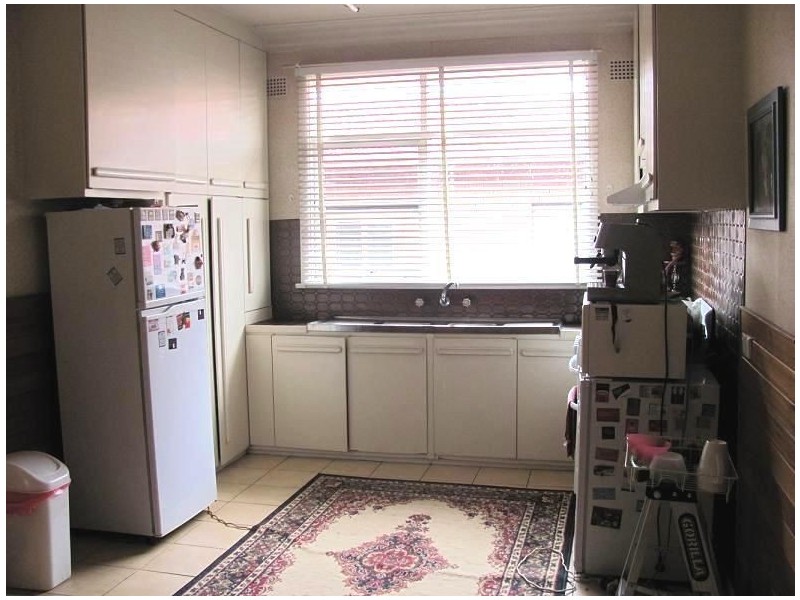 36 Parkland Avenue, Macquarie Fields NSW 2564