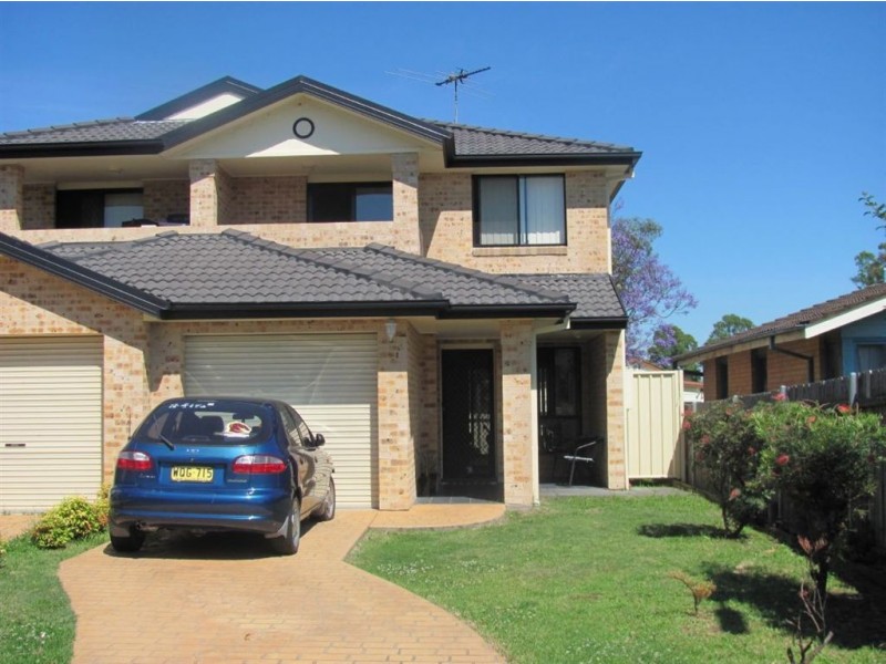 1/14 Westringia place, Macquarie Fields NSW 2564