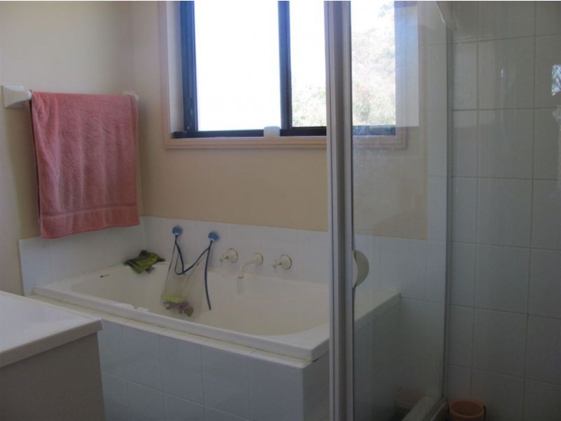 1/14 Westringia place, Macquarie Fields NSW 2564